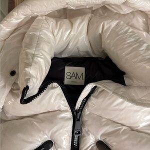 Worn a couple of times last year. In great condition!